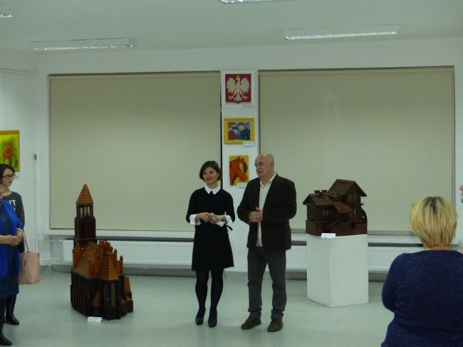 Miniaturka artykułu Wystawa prac uczestników Warsztatów Terapii Zajęciowej w Kocku